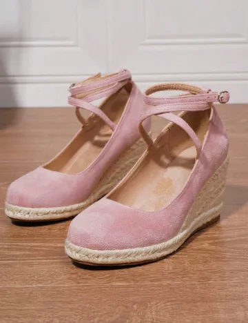 Pantofi SHEIN, roz