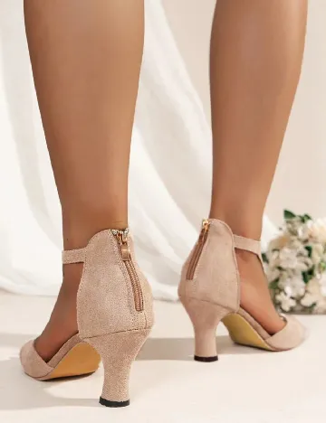 Pantofi SHEIN, crem