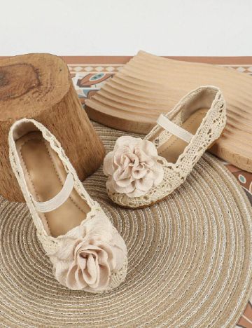 Pantofi Shein Kids, crem
