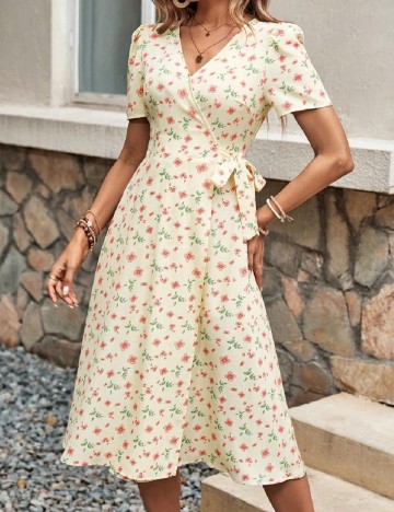 Rochie medie SHEIN, galben