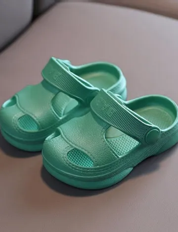 Slapi Shein Kids, verde