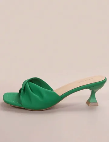 Saboti SHEIN, verde