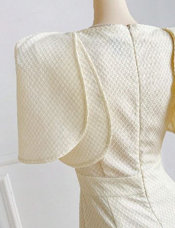 Rochie medie SHEIN, ecru