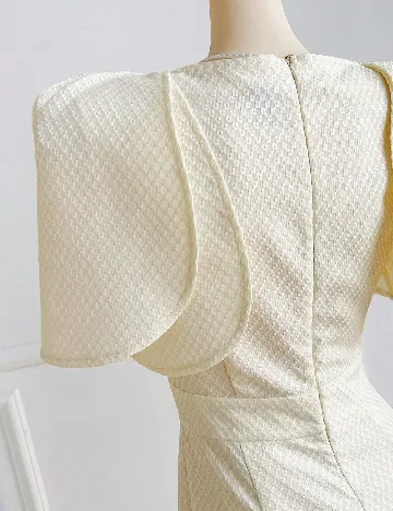 Rochie medie SHEIN, ecru