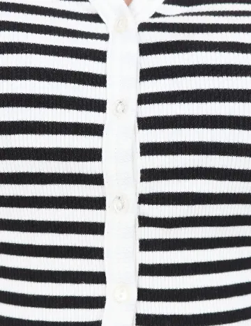 Top Reserved, alb/negru