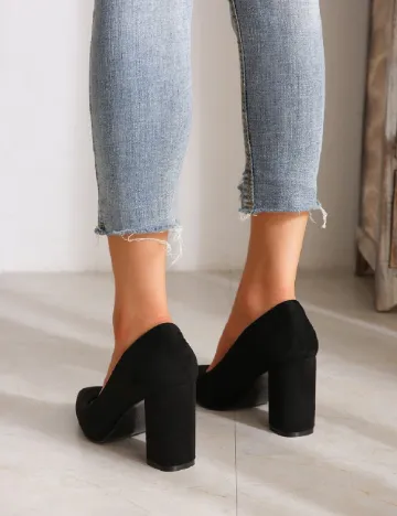 Pantofi SHEIN, negru