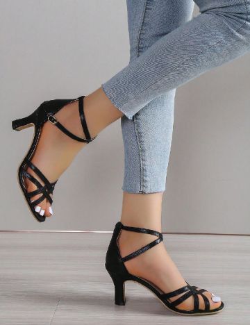 Pantofi SHEIN, negru