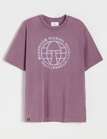 Tricou Reserved, mov