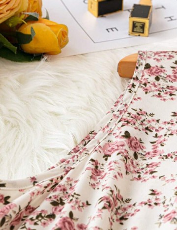 Rochie medie SHEIN CURVE, floral print