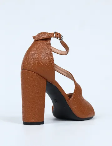 Pantofi SHEIN, maro
