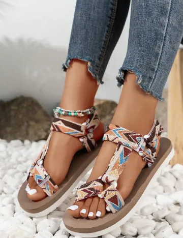 Sandale SHEIN, maro