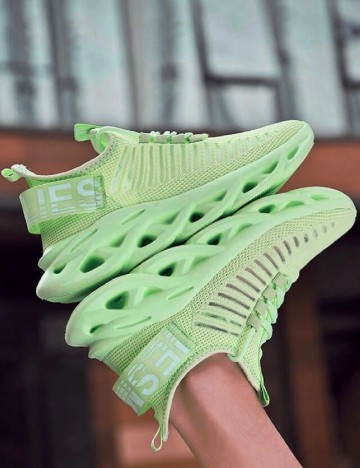 Adidasi SHEIN, verde