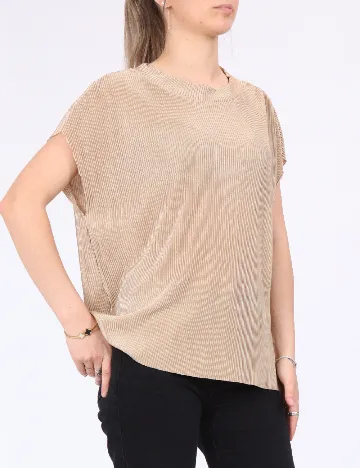 Tricou Jacqueline de Yong, maro