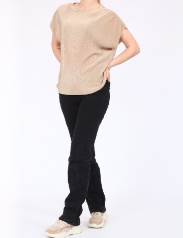 Tricou Jacqueline de Yong, maro