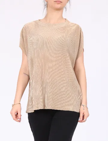 Tricou Jacqueline de Yong, maro