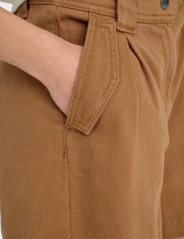 Pantaloni scurti Only, maro