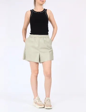 Pantaloni scurti Vero Moda, bej