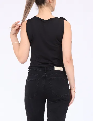 Top Only, negru