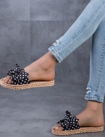 Slapi SHEIN, negru