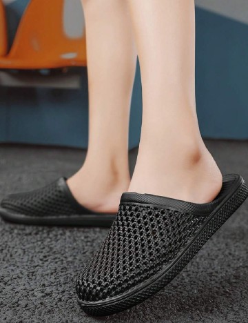 Slapi SHEIN, negru