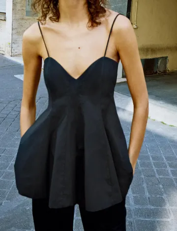 Maiou Zara, negru