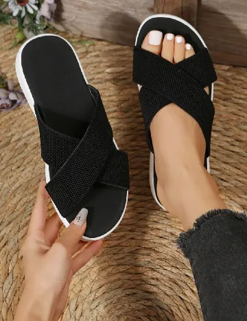 Slapi SHEIN, negru