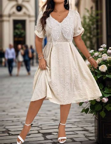 Rochie medie SHEIN CURVE, crem