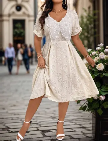 Rochie medie SHEIN CURVE, crem