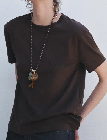 Tricou Zara, maro