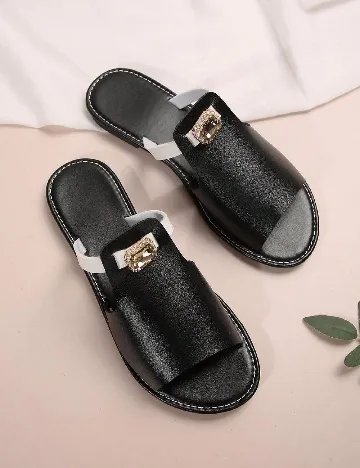 Slapi SHEIN, negru