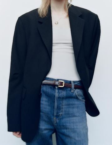 Maiou Zara, alb