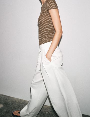 Tricou Zara, maro