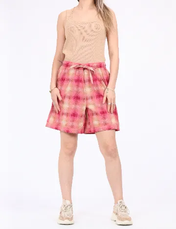 Pantaloni scurti Vero Moda, roz