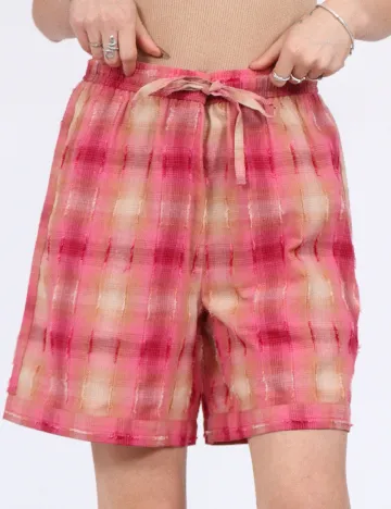 Pantaloni scurti Vero Moda, roz