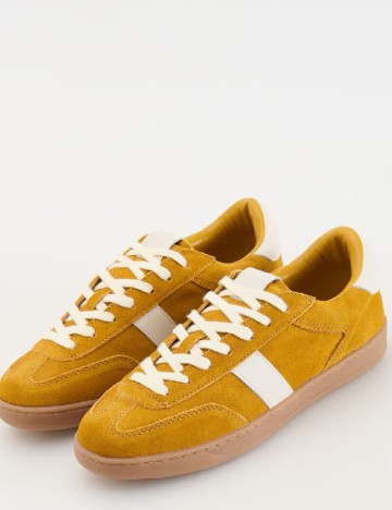 Adidasi Reserved, mustar