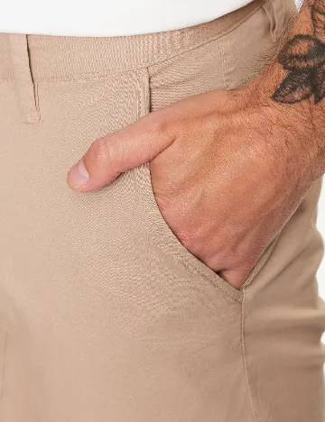 Pantaloni scurti s.Oliver, crem