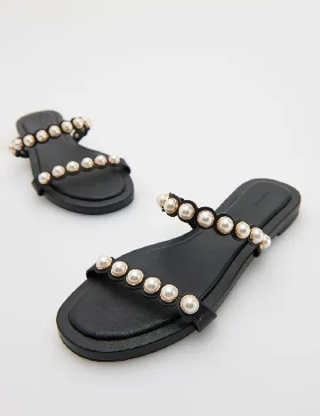 Slapi Reserved, negru