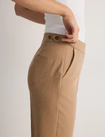 Pantaloni Reserved, maro