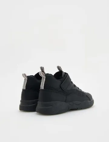 Adidasi Reserved, negru
