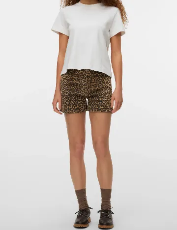 Pantaloni scurti Vero Moda, animal print
