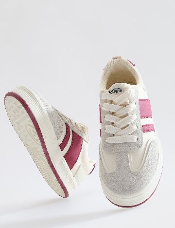 Adidasi Reserved, crem