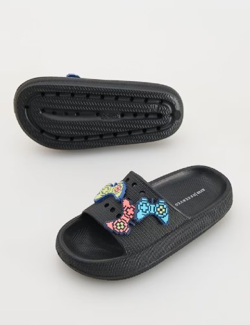 Slapi Reserved, negru