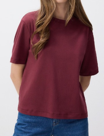 Tricou Reserved, visiniu
