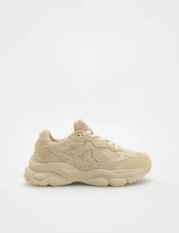 Adidasi Reserved, crem