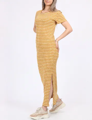 Rochie medie Vero Moda, mustar
