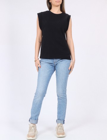 Tricou Pieces, negru