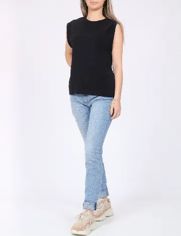 Tricou Pieces, negru