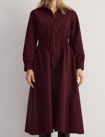 Rochie medie Reserved, visiniu