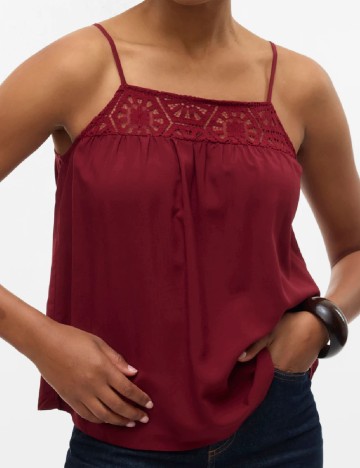 Maiou Vero Moda, rosu