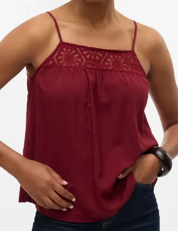 Maiou Vero Moda, rosu